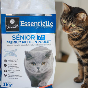 Croquettes Essentielle chat senior stérilisé 7+ poulet - 3 kg