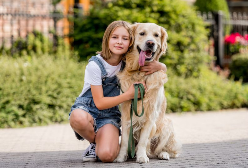 Les 5 races de chiens les plus adaptées pour les familles : voici pourquoi